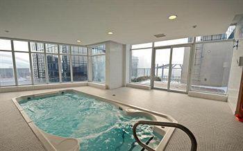 Royal Stays Suites - Blue Jays Way Toronto Extérieur photo