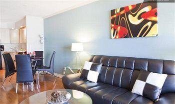 Royal Stays Suites - Blue Jays Way Toronto Extérieur photo